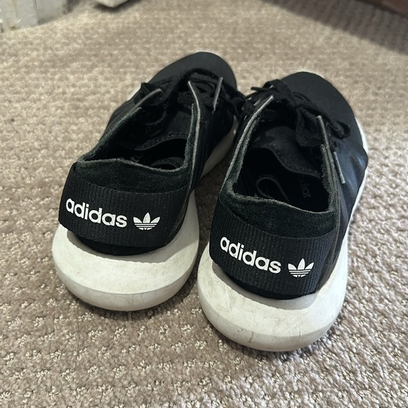Adidas training shoes size 5US - Picture 3 of 3